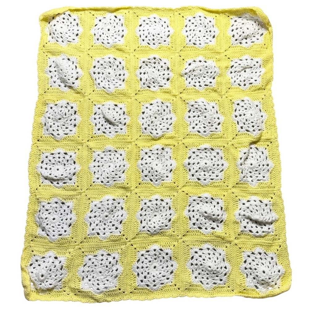 Vintage granny square baby blanket handmade hand knit yellow unisex 32x38
